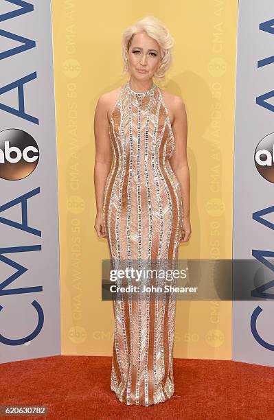 Singer Meghan Linsey attends the 50th annual CMA Awards at the Bridgestone Arena on November 2, 2016 in Nashville, Tennessee.