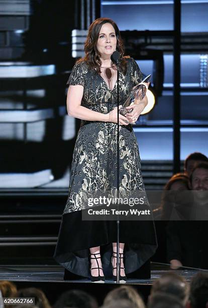 Lori McKenna recieves an award onstage at the 50th annual CMA Awards at the Bridgestone Arena on November 2, 2016 in Nashville, Tennessee.