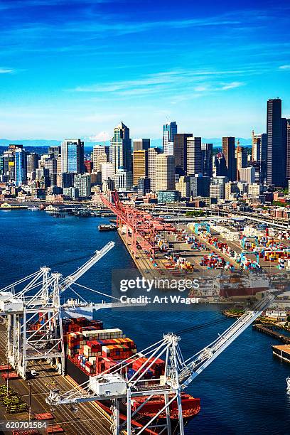 port of seattle washington from above - seattle port stock pictures, royalty-free photos & images