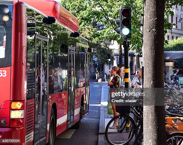 woman to enter bus, stureplan, stockholm - stureplan bildbanksfoton och bilder