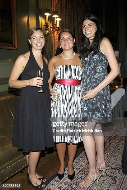 Shannon Siegel Photos and Premium High Res Pictures - Getty Images