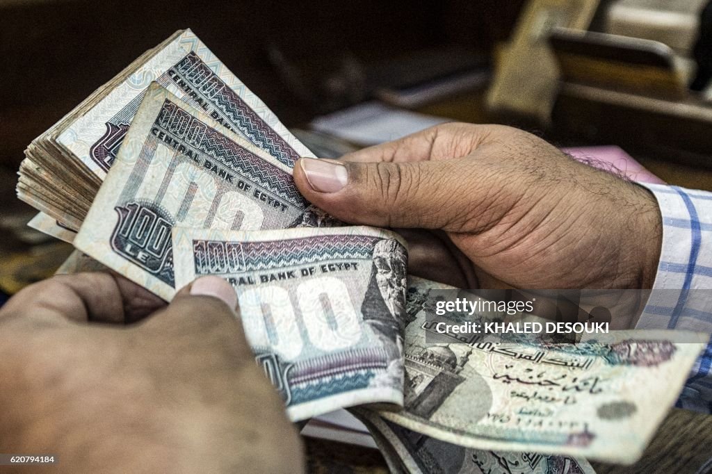 EGYPT-ECONOMY-CURRENCY
