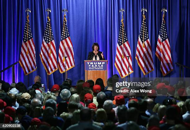 Karen Pence, wife of Republican vice presidential nominee Gov. Mike Pence, speaks to supporters during a campaign event November 3, 2016 in Berwyn,...