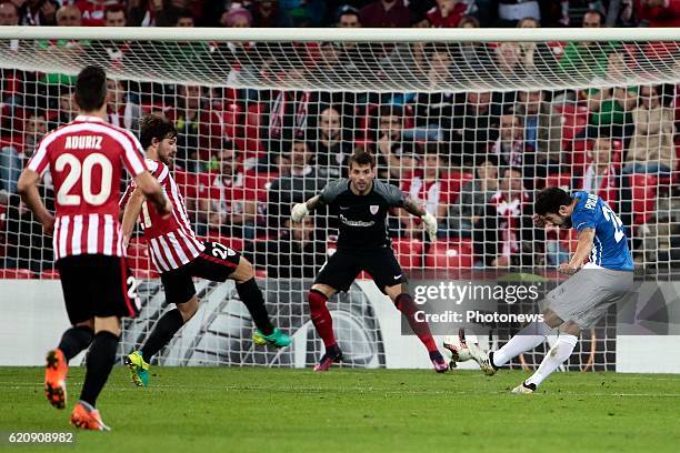 Bilbao, Spain Alejandro Pozuelo midfielder of KRC Genk pictured during the UEFA Europa League group F stage match between Athletic Club de Bilbao and...