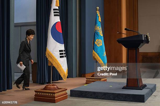 South Korean President Park Geun-Hye arrives to deliver an address to the nation, at the presidential Blue House on November 4, 2016 in Seoul, South...