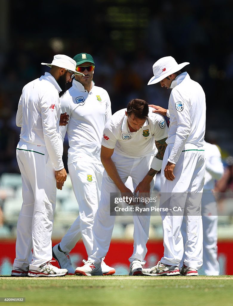 1st Test - Australia v South Africa: Day 2