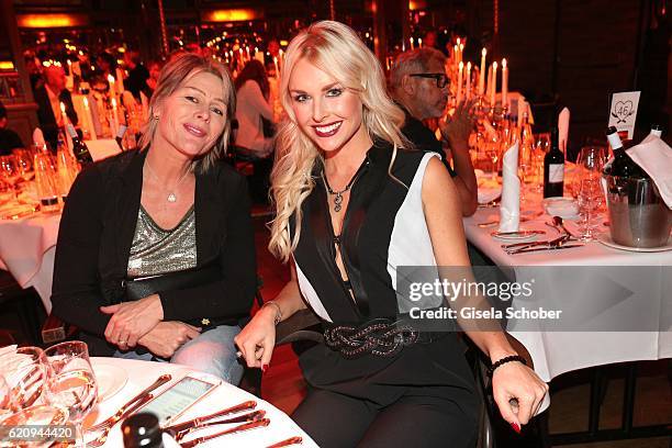 Denise Cotte and her mother Anke Cotte during the VIP premiere of Schubeck's Teatro at Spiegelzelt on November 3, 2016 in Munich, Germany.