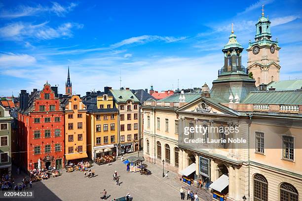 colourful buildings stortorget, stockholm, sweden - estocolmo imagens e fotografias de stock