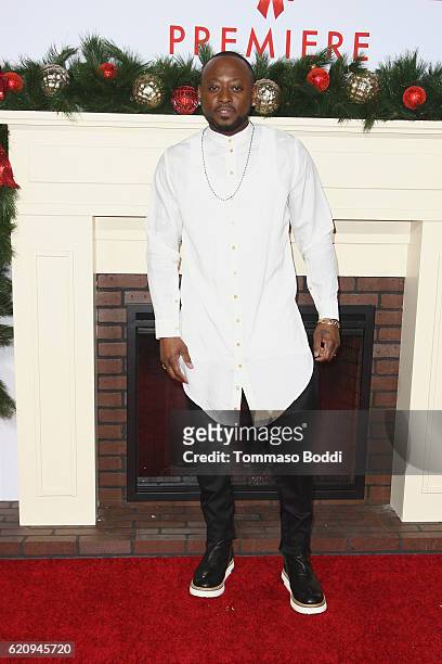 Omar Epps attends the premiere of Universal's "Almost Christmas" at Regency Village Theatre on November 3, 2016 in Westwood, California.