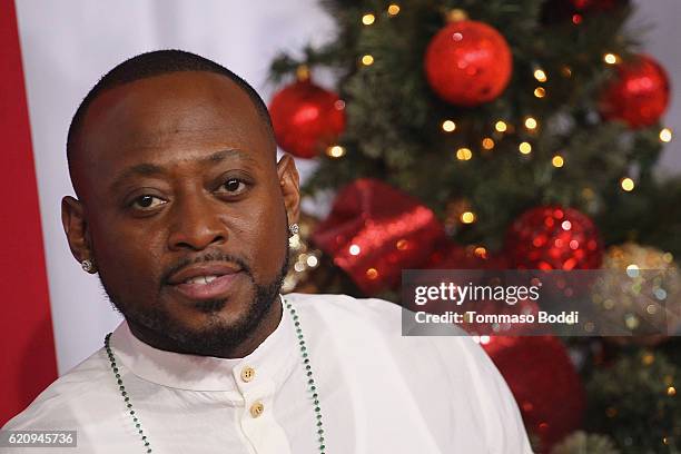 Omar Epps attends the premiere of Universal's "Almost Christmas" at Regency Village Theatre on November 3, 2016 in Westwood, California.