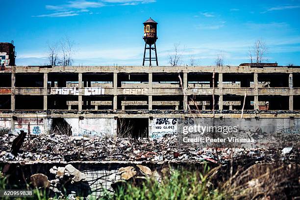 abandoned plant. detroit, michigan. - packard 個照片及圖片檔