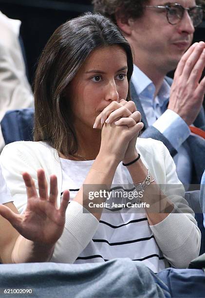 Ana Boyer Preysler attends his second round defeat against Andy Murray of Great Britain during the BNP Paribas Masters 1000 of Paris at AccorHotels...