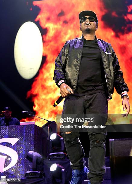 Nas performs at Bill Graham Civic Auditorium on November 3, 2016 in San Francisco, California.