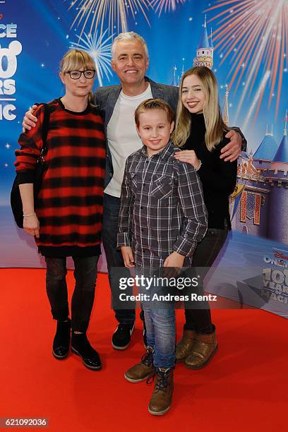 Andreas von Thien with his wife Alexandra and their childs Leonard and Anouschka attend the premiere of 'Disney on Ice - 100 Jahre voller Zauber' at...
