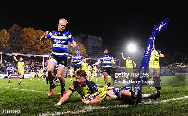 George Catchpole of Leicester Tigers scores his sides second try during the Anglo-Welsh Cup match between Bath Rugby and Leicester Tigers at...