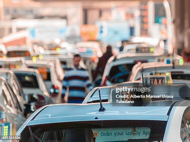 spain, madrid, atocha train station, taxis - taxi driver stock pictures, royalty-free photos & images