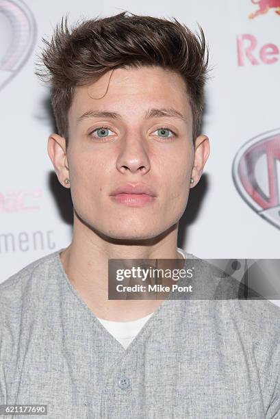 Matt Riffe Photos And Premium High Res Pictures - Getty Images