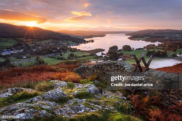 stile, loughrigg fell, ambleside, windermere lake, lake district, cumbria, england - lake district stock pictures, royalty-free photos & images