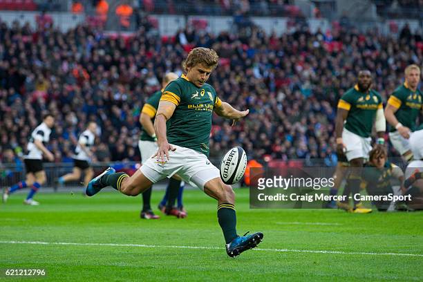 Patrick Lambie of South Africa in action during the Killik Cup match between the Barbarians and South Africa at Wembley Stadium on November 5, 2016...