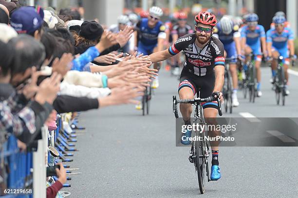 Simon Geschke, a professional German road cyclist for Team GiantAlpecin, with the public at the end of the Points Race, at the fouth edition of the...