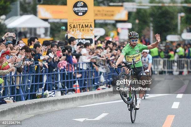 Peter Sagan from Team Tinkoff celebrates his victory ahead of the Japanese Champion Sho Hatsuyuma and Chris Froome from Team SKY, during the main...