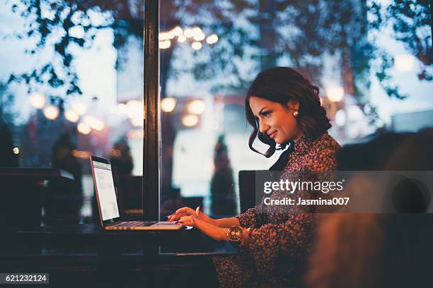 working in a café - laptop work search stock pictures, royalty-free photos & images