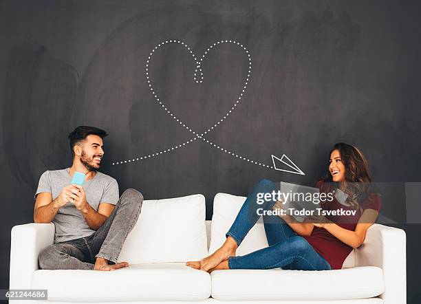 social media - love letter stockfoto's en -beelden