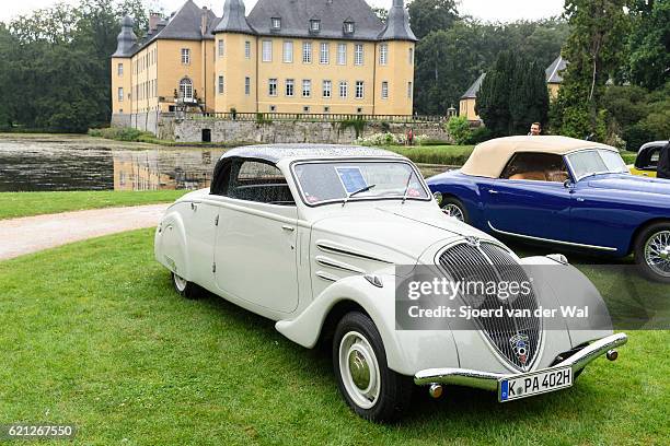 41 Peugeot 402 Stock Photos and High-Res Images - Getty Images
