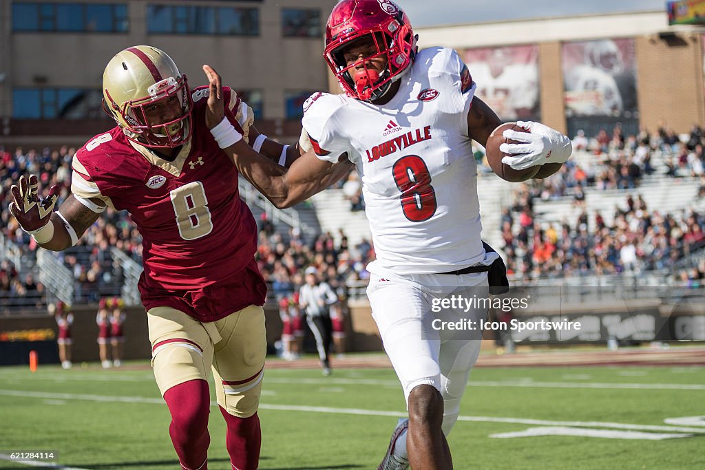 NCAA FOOTBALL: NOV 05 Louisville at Boston College