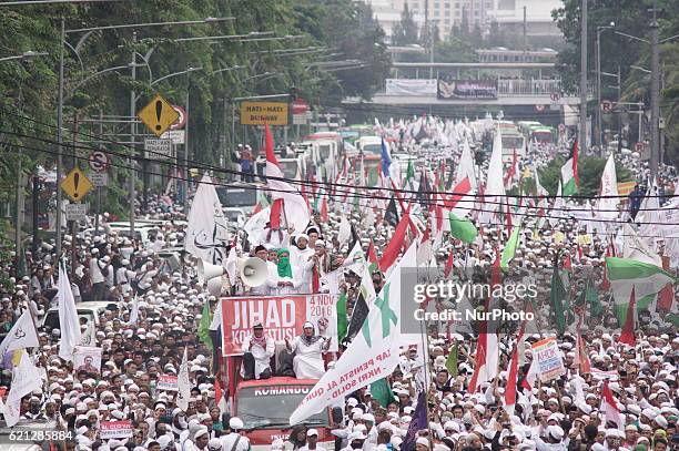 Islam Rally 84 Gouvernor Stock Photos, High-Res Pictures, and Images - Getty Images