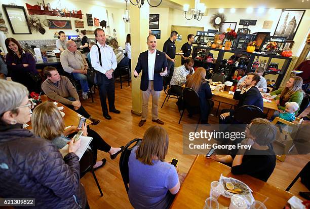 Independent presidential candidate Evan McMullin talks to supporters at the Brick House Cafe on November 5, 2016 in Cedar City, Utah. McMullin is...