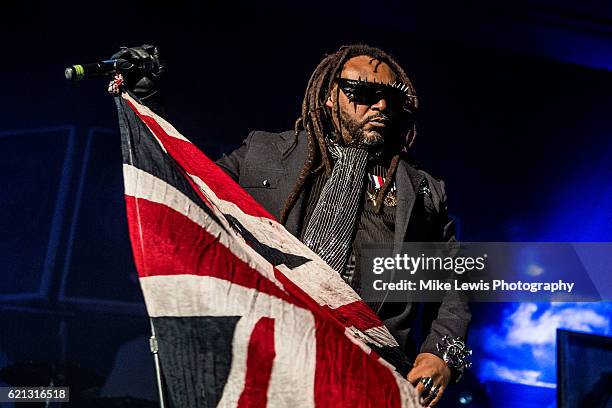 Benji Webbe of Skindred performs on stage at The Neon November 5, 2016 in Newport, United Kingdom.