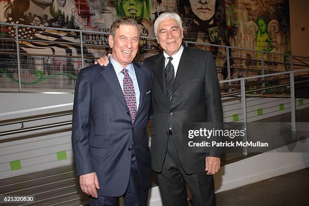 Elliot Rothstein Gordon Roth Photos and Premium High Res Pictures - Getty Images