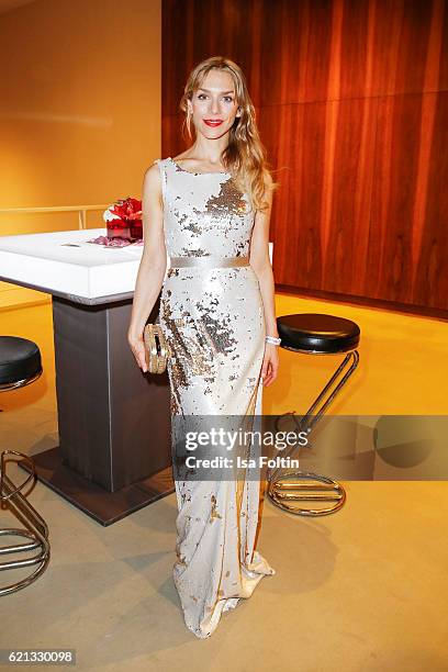 German actress Julia Dietze attends the 23rd Opera Gala at Deutsche Oper Berlin on November 5, 2016 in Berlin, Germany.