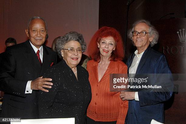 David Dinkins, Joyce Dinkins, Jeanne-Claude and Christo attend In Memoriam: Jeanne-Claude Denat de Guillebon 1935 ñ 2009 at Steven Kasher Gallery on...