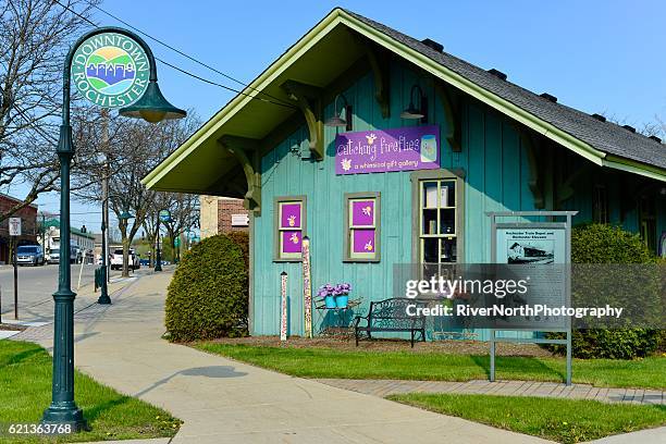 quaint arts and crafts store, rochester, michigan - catching fireflies stock pictures, royalty-free photos & images