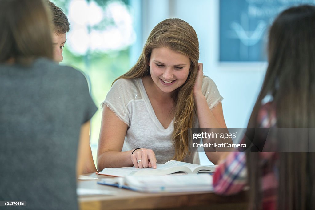 Student Read Notes Reading School Notes High-Res Stock Photo - Getty Images