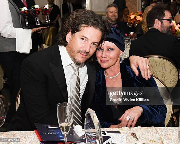 Kurt Iswarienko and actress Shannen Doherty at American Cancer Society's Giants of Science Los Angeles Gala on November 5, 2016 in Los Angeles,...