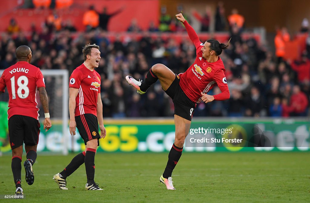 Swansea City v Manchester United - Premier League