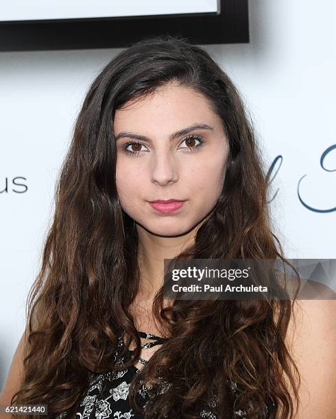 Actress Taylor Hay attends the 6th annual "Stand Up For Pits" at The Hollywood Improv on November 5, 2016 in Hollywood, California.