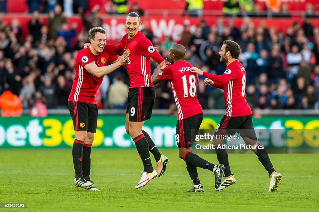 Swansea City v Manchester United - Premier League