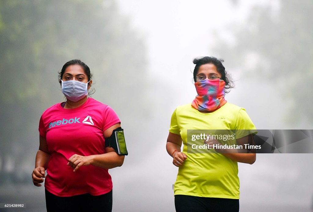 Delhi/NCR Pollution: City Remains Engulfed In Thick Smog