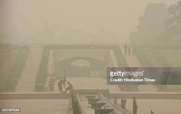 View of Rajghat as smog covers the capital's skyline, on November 6, 2016 in New Delhi, India. New Delhi's air quality has steadily worsened over the...