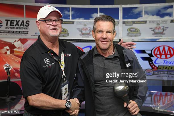 Actor Dennis Quaid and former Tampa Bay Devil Rays relief pitcher Jim Morris attend a press conference with the ESPY award won for the film "The...