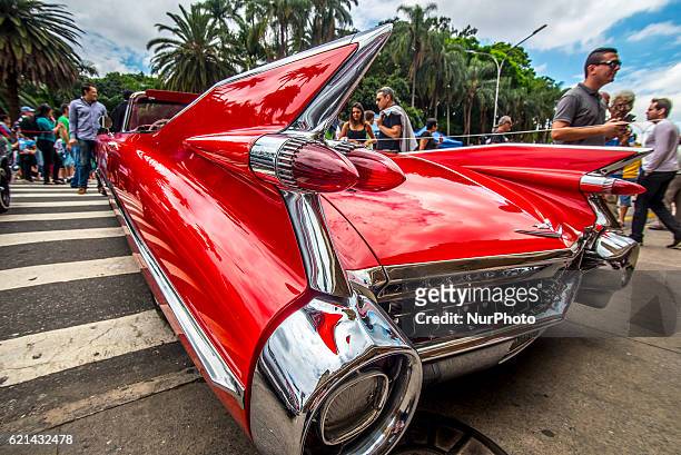 Hundreds of people visit the classic car event in São Paulo on November 6, 2016. All first Sunday of the month, the old car collectors gather at the...