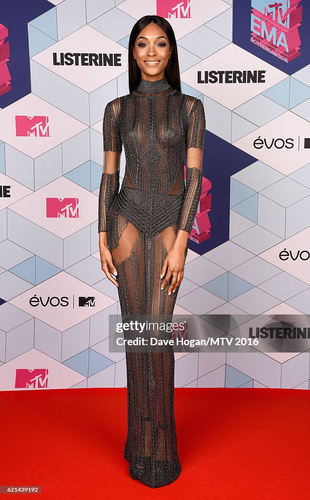 MTV EMA's 2016 - VIP Studio Arrivals