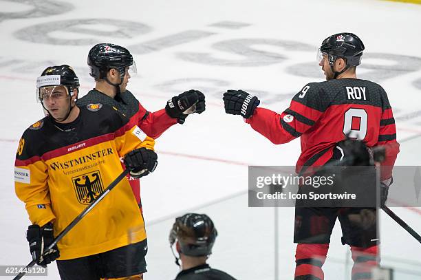 Derek Roy celebrate a goal during the Deutschland Cup between Germany and Canada on November 06 at Curt Frenzel Stadium in Augsburg, Germany.