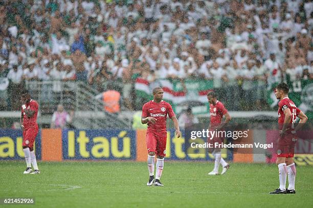 Players of Internacional looks dejected during the match between Palmeiras and Internacional for the Brazilian Series A 2016 at Allianz Parque on...