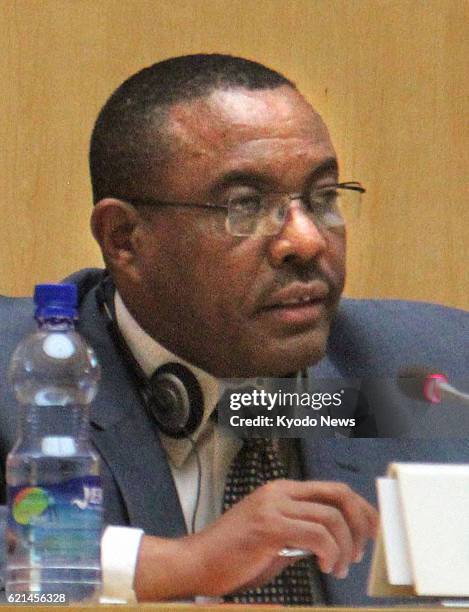 Ethiopia - Ethiopian Prime Minister Hailemariam Desalegn, chairman of the African Union, holds a press conference at the AU headquarters in Addis...