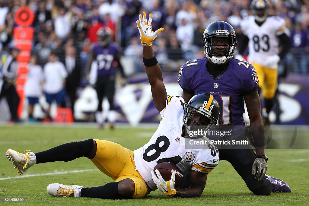 Pittsburgh Steelers v Baltimore Ravens